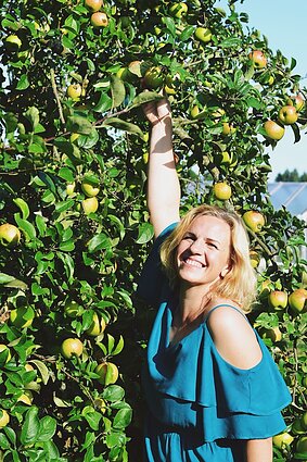 Gyvendama Zarasuose Dovilė pasirodydavo įvairiuose renginiuose