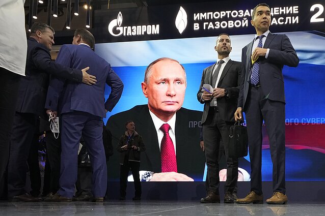 „Gazprom“ stendas forume Sankt Peterburge „Gazprom“ stendas forume Sankt Peterburge