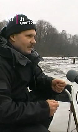 Kaip atrodė 2003 m. surengtos poledinės žūklės varžybos?