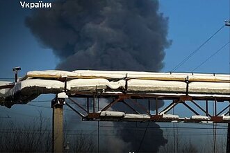 Ukraina patvirtino smogusi „Lukoil“ gamyklai, esančiai už 1 750 km