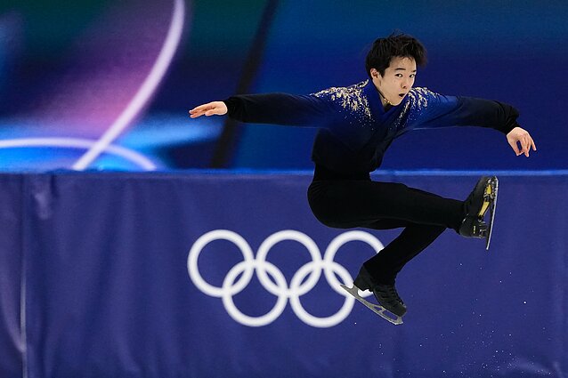 Sidabro medaliu pasidabino japonas Yuma Kagiyama