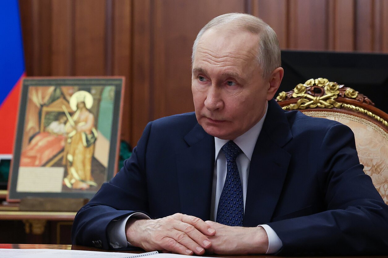 V. Putinas V. Putinas