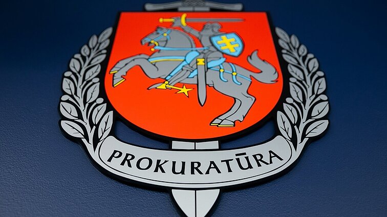 Prokuratūra: trys asmenys kaltinami disponavę itin dideliu alprazolamo kiekiu