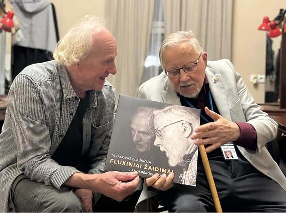 Vladimiras Tarasovas ir Vytautas Landsbergis Vladimiras Tarasovas ir Vytautas Landsbergis