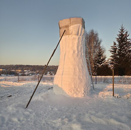The giant snowman of Semeliškės