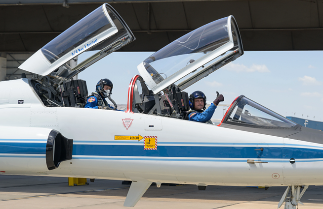 „Artemis II“ įgulos treniruotės