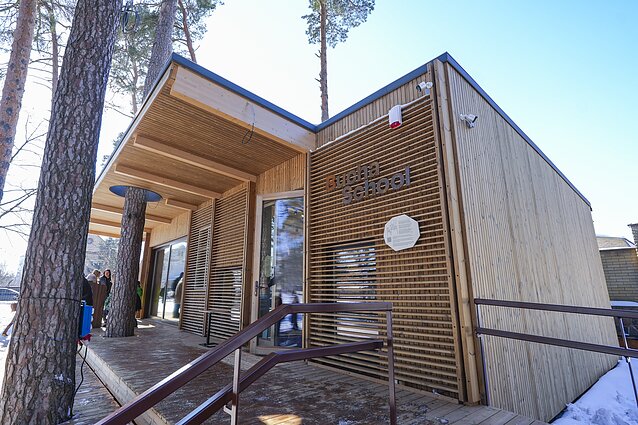 Ukrainoje, Bučoje, atidaryta „Bucha Forest Classroom“ – moderni, ekologiška edukacinė erdvė vaikams