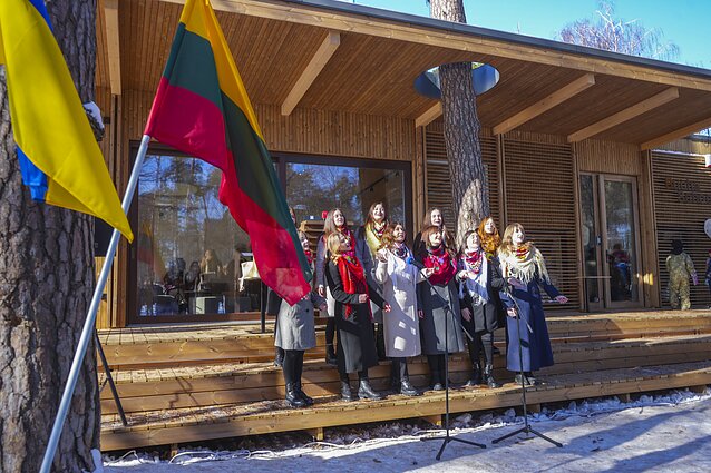 Ukrainoje, Bučoje, atidaryta „Bucha Forest Classroom“ – moderni, ekologiška edukacinė erdvė vaikams
