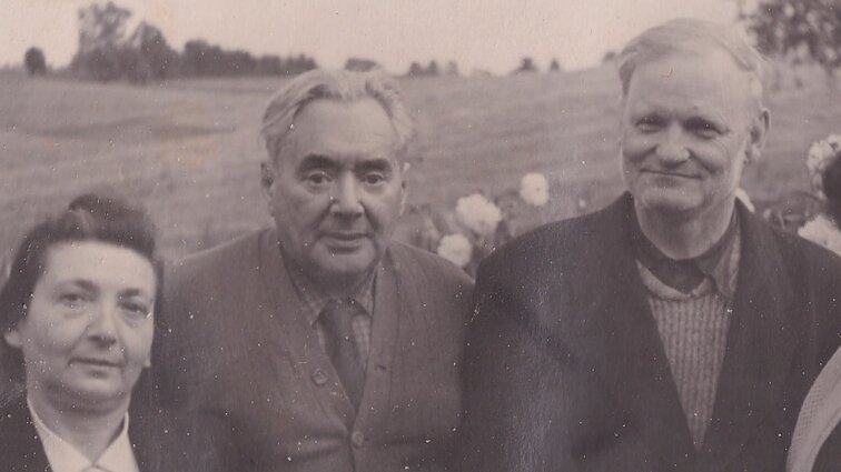 Stebuklingai karą išgyvenusio gydytojo Aleksandro Libo istorija ir tradicinė duonos šventė