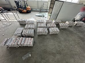 Šalčininkų kelio poste muitininkai sulaikė per 8,6 tūkst. pakelių kontrabandinių cigarečių Šalčininkų kelio poste muitininkai sulaikė per 8,6 tūkst. pakelių kontrabandinių cigarečių