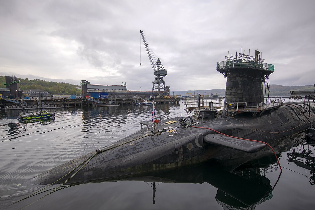 Britų HMS Vigilant povandeninis laivas Britų HMS Vigilant povandeninis laivas