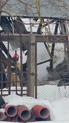 Sostinėje užsidegusio angaro gaisras lokalizuotas