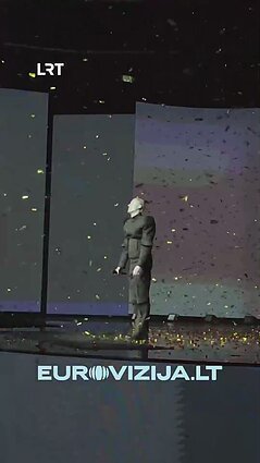 Po EUROVIZIJA.LT nugalėtojo Lion Ceccah pasirodymo – publikos ovacijos!