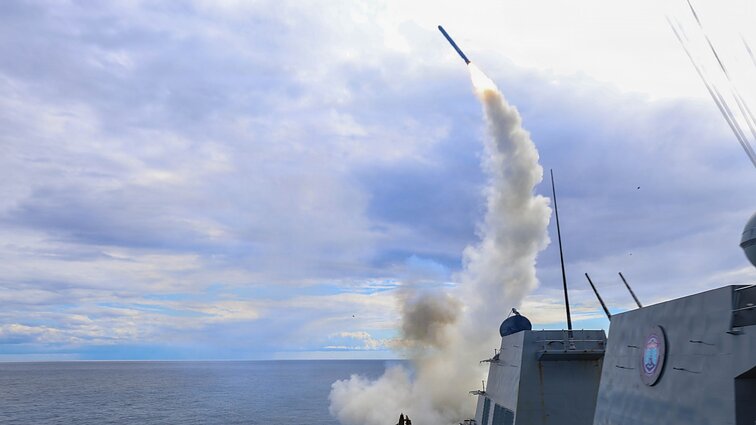 JAV praneša apie operacijoje prieš Iraną žuvusius karius, baiminamasi teroro aktų