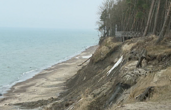 Erosions on the Dutchman’s Cap cliff