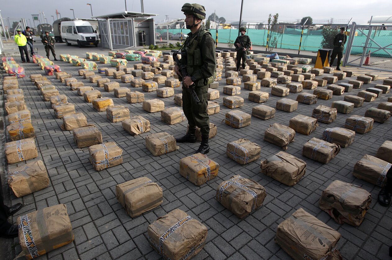 Prekyba narkotikais. Asociatyvi