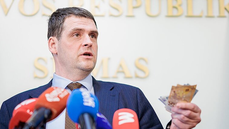 Į žurnalistų tyrimą dėl partijos finansų sureagavęs Žemaitaitis: jokių čia pažeidimų nėra