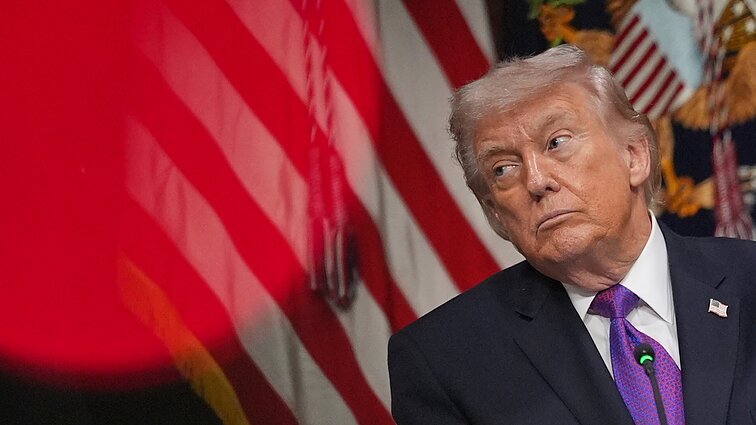 Neslopstant karui Artimuosiuose Rytuose, JAV žada plėsti ir stiprinti smūgius Irane