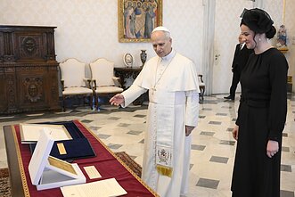 Premjerė I. Ruginienė dalyvavo audiencijoje pas Popiežių Leoną XIV