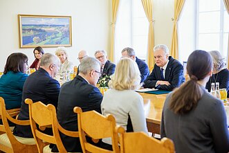 Prezidentas susitiko su Seimo valdyba Prezidentas susitiko su Seimo valdyba
