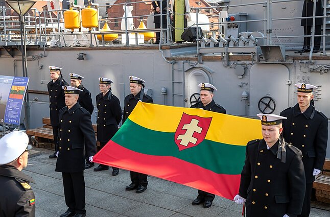 Trispalvė jūroje saugo, 2025 