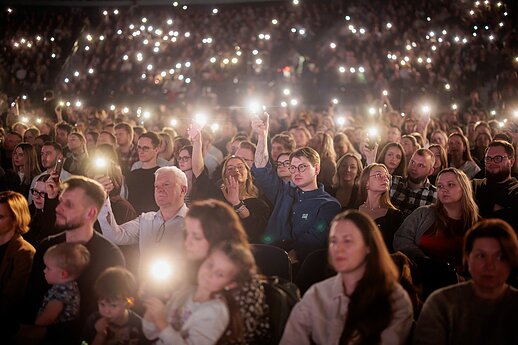 Audience at a concert (associative image)