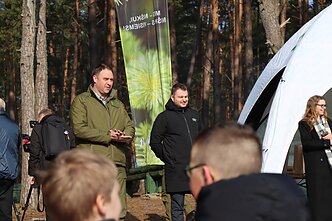 Valstybinių miškų urėdijos organizuojama kasmetinė šventė „Paukščiai grįžta namo“ Valstybinių miškų urėdijos organizuojama kasmetinė šventė „Paukščiai grįžta namo“