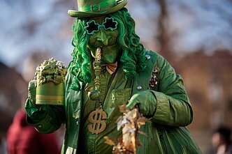 Šv. Patriko dienos proga Užupis nusidažė žaliai