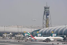 Dubajaus oro uostas. Asociatyvi Dubajaus oro uostas. Asociatyvi