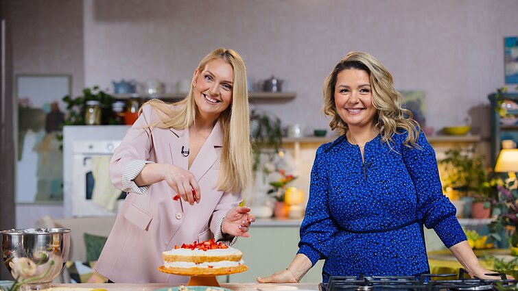 Firminį tortą pristačiusi Ščiogolevaitė: tai vienas iš kelių patiekalų, kurį gaminuosi sau
