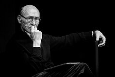 Balandžio 10–12 dienomis K. Kaupinis pristatys spektaklį pagal savo pjesę „Lietuvių mirties pranešimai. Vieno spektaklio istorija“