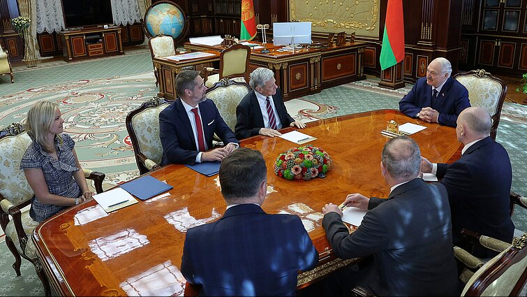 US envoy John Coale and Belarusian President Alexander Lukashenko