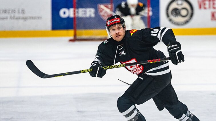 Prasidėjo ledo ritulio čempionato finalo serija: dėl titulo kausis „Hockey Punks“ ir „Energija“