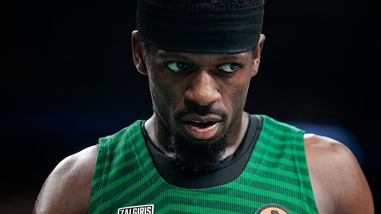 „Real“ pasitinkantis „Žalgiris“ smuko žemyn: turnyrinės lentelės kaimynai pasiekė pergales