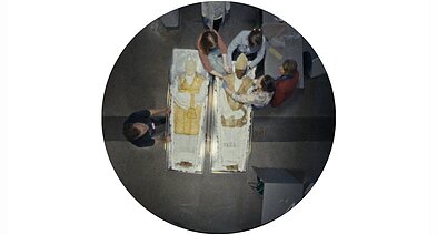 „Dulkės, kaulai ir stebuklai“ „Dulkės, kaulai ir stebuklai“