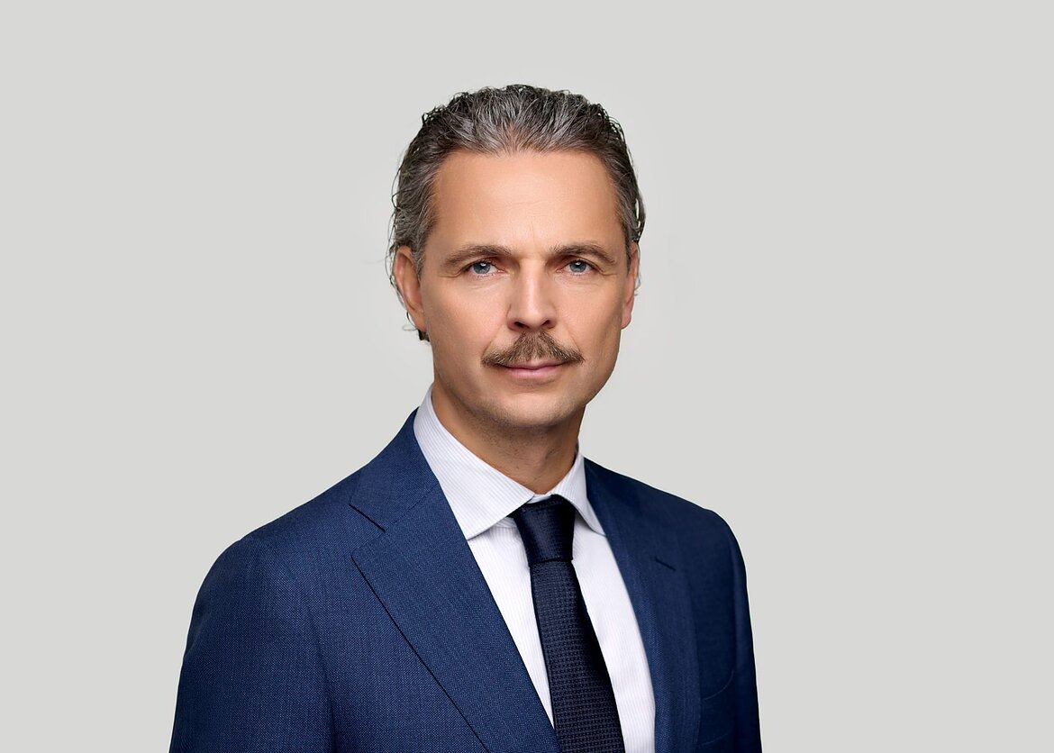 J. Sakalauskas J. Sakalauskas
