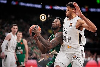 Mosesas Wrightas ir Walteris Tavaresas. Eurolyga: Kauno „Žalgiris“ – Madrido „Real“ Mosesas Wrightas ir Walteris Tavaresas. Eurolyga: Kauno „Žalgiris“ – Madrido „Real“