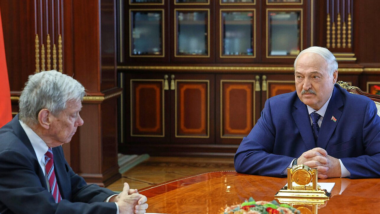 Спецпредставитель США Джон Коул и Александр Лукашенко