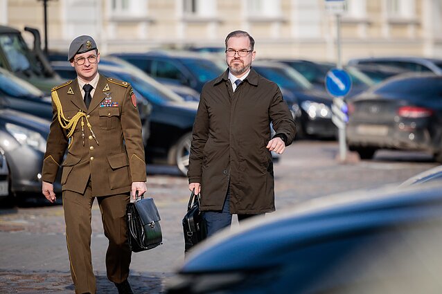 Prezidentas susitiko su Lietuvos kariuomenės vadu ir operatyvinių tarnybų vadovais. Robertas Kaunas