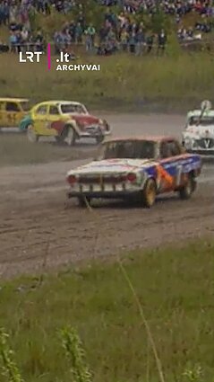 Taip atrodydavo „bulių kautynės“, surengtos 1995 m. Kačerginėje