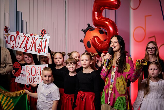 „Dainų dainelė“