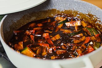 Saldžiarūgštė kiauliena su ananasais