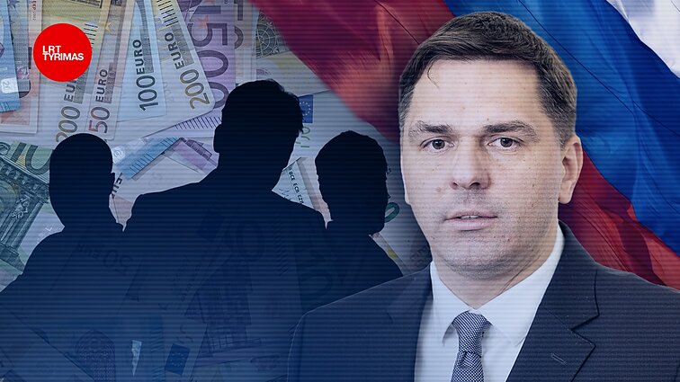 Šimtatūkstantinė skola ir keičiamos versijos: mįslingi Adomavičiaus ryšiai Rusijoje