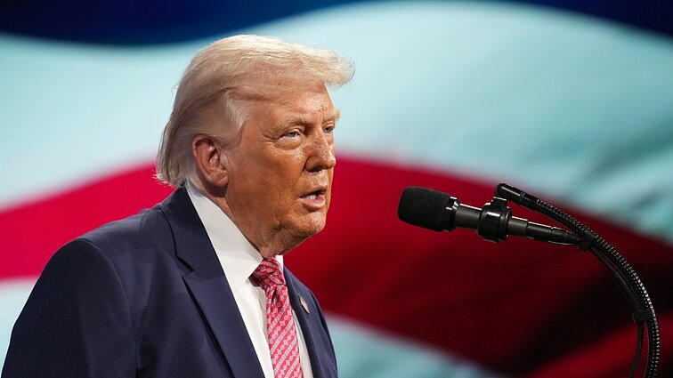 „Kam remti juos, jei jie neremia mūsų?“: Trumpas viešai sudvejojo, ar JAV gintų NATO šalis