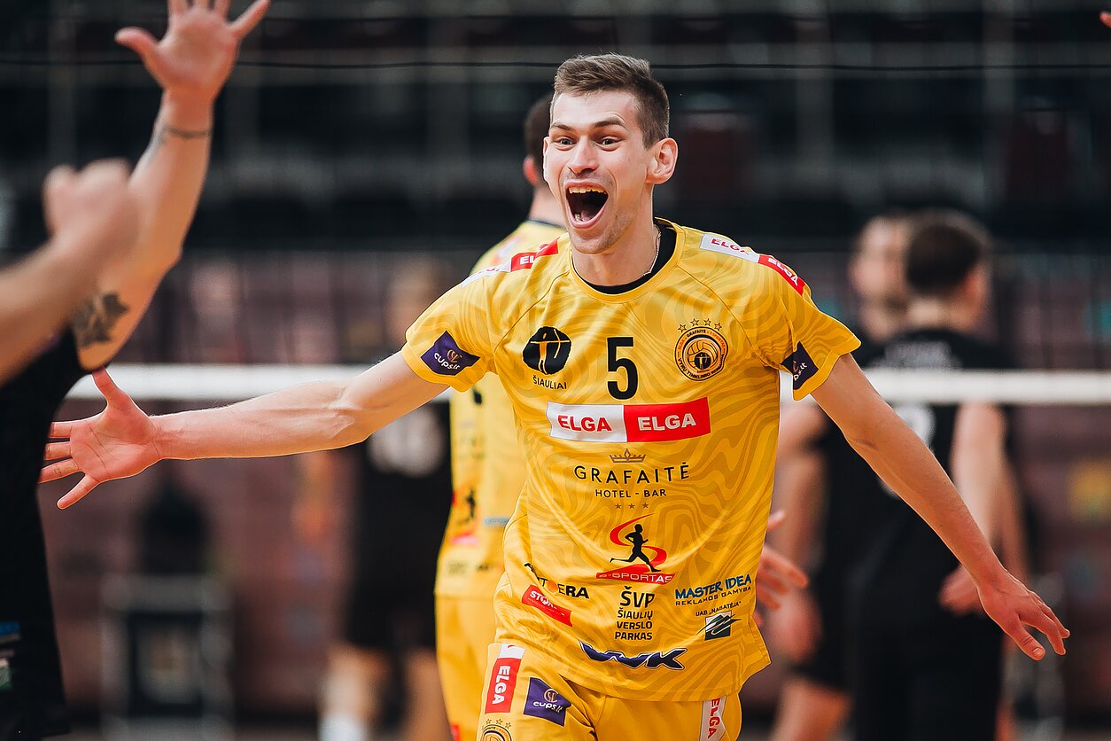 Čempionus nukarūnavę „Ultra“ tinklininkai pirmą kartą žais Lietuvos čempionato finale Čempionus nukarūnavę „Ultra“ tinklininkai pirmą kartą žais Lietuvos čempionato finale