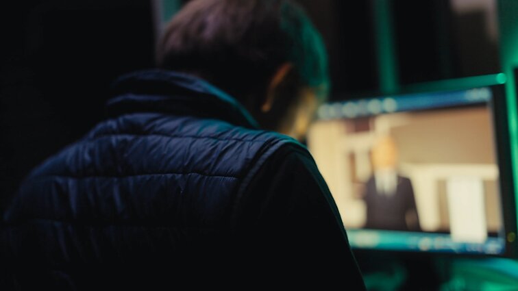 Ekspertas kritiškai žvelgia į atsparumą vaizdo klastotėms: „Visuomenė yra patikli“