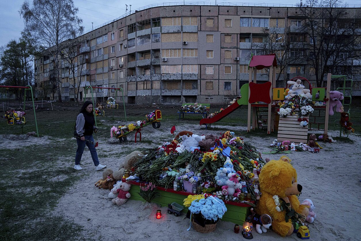 Дети в Восточной Украине (ассоциативное)