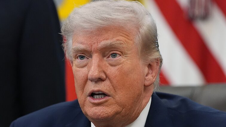 Rimtas abejones dėl JAV narystės NATO pareiškęs Trumpas: Iraną paliksime per 2-3 savaites