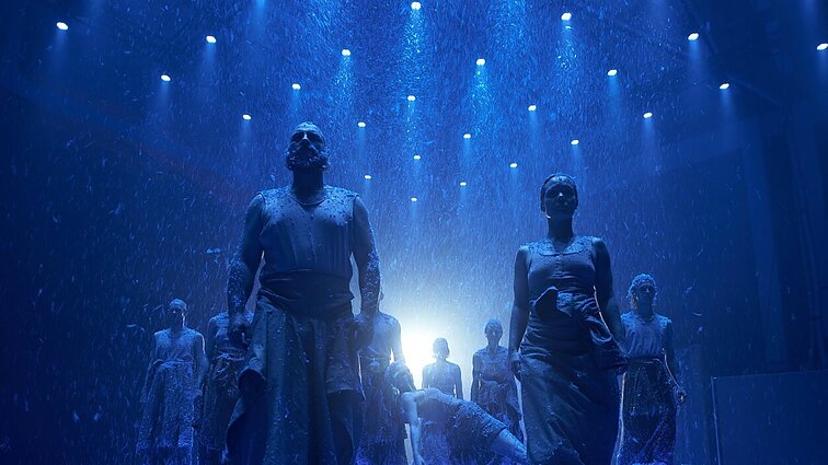 Brandūs kūnai šokyje: ar šių dienų choreografija moka jiems kurti, o auditorija priimti?