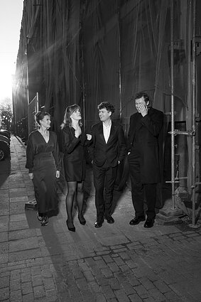 Romanas Luckis su Gabriele Urbonaite, Šarūnu Zenkevičiumi, Žygimante Elena Jakštaite Romanas Luckis su Gabriele Urbonaite, Šarūnu Zenkevičiumi, Žygimante Elena Jakštaite